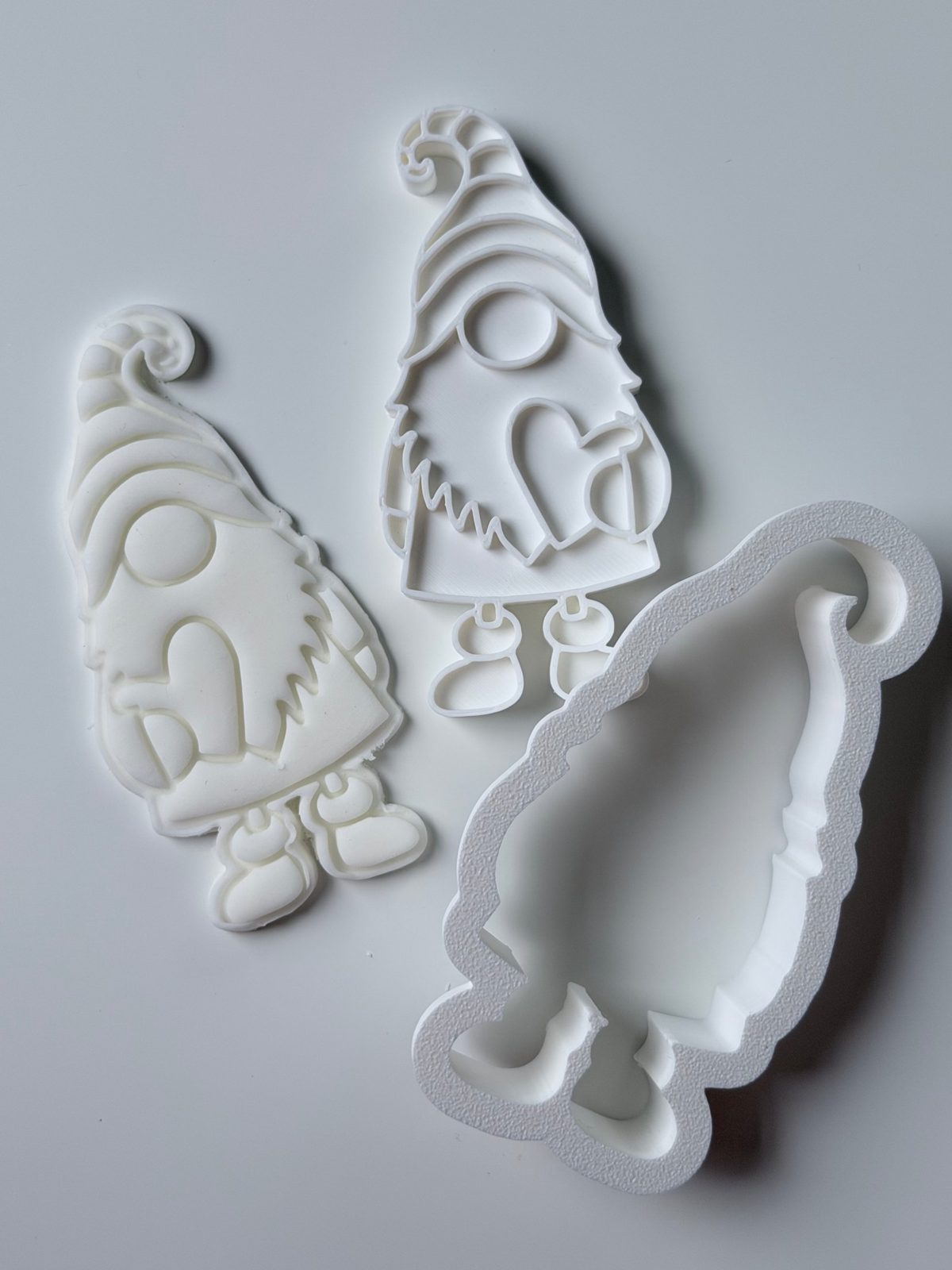 Gnome with Heart Cookie Cutter & Stamp