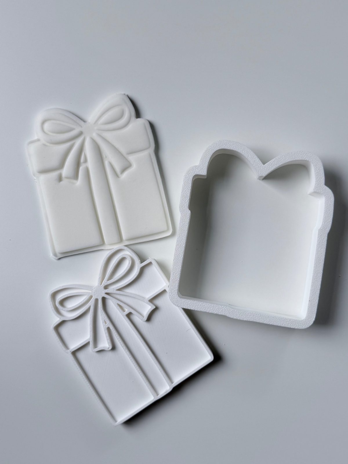 Gift Box Cookie Cutter & Stamp